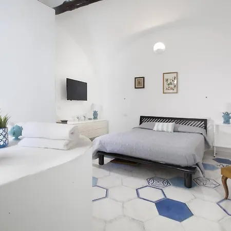 La Rosa Dei Venti - De Vivo Realty Daire Positano