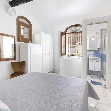 La Rosa Dei Venti - De Vivo Realty Lejlighed